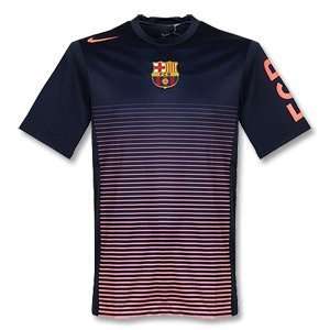  2010 Barcelona Pre Match Top   Navy/Red: Sports & Outdoors