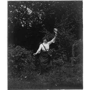    For the Hunt,c1902,lever action rifle,woman,hat