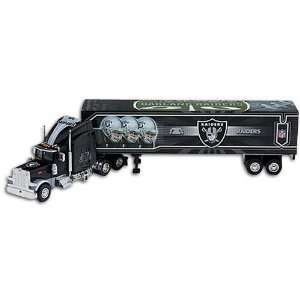   Raiders Upper Deck 06 NFL Peterbilt Tractor Trailer