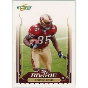  Vernon Davis San Francisco 49ers 2006 Score Rookie 