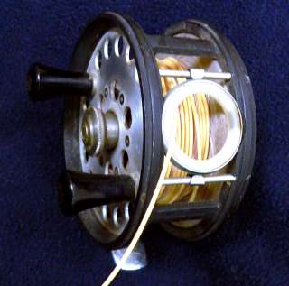 Vintage   Herters Fly Fishing Reel ** EXCELLENT CONDITION **  