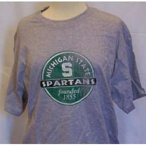   NCAA Michigan State Spartans Tee Shirt Vintage Style: Sports