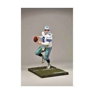 Tony Romo Dallas Cowboys McFarlane Series 17 Figurine