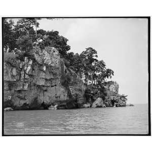    Needles Eye,Gibraltar Island,Put In Bay,Ohio