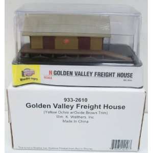    Walthers 933 2610 N Scale Golden Valley Freight House Toys & Games