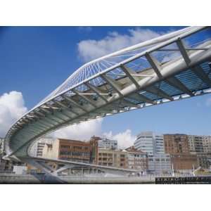 Zubizuri Bridge, Bilbao, Pais Vasco (Vizcaya), Spain, Europe Premium 