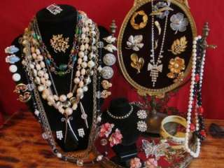 Huge Vintage/Estate Jewelry Lot,Earring,Brooch,Bracelet,Rhinestone 