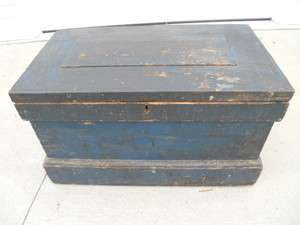 Early Primitive 3 Shelf Tool Chest w/Org. Blue Paint  