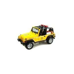    Jeep Wrangler Rubicon Brush Fire Unit 1/18 Yellow: Toys & Games