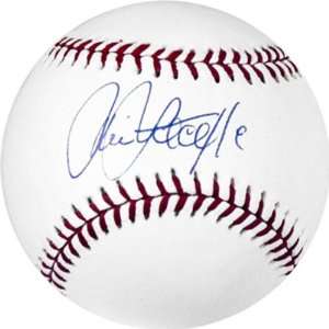  Rick Sutcliffe Autographed Baseball: Everything Else