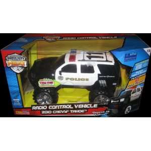   Chevy Tahoe Radio Control Lights & Sounds Police Truck: Toys & Games