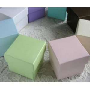  Colored Square Favor Boxes: Kitchen & Dining