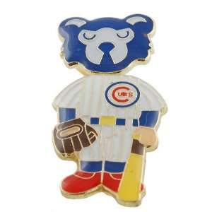  Chicago Cubs Bobble Bear Lapel Pin: Sports & Outdoors