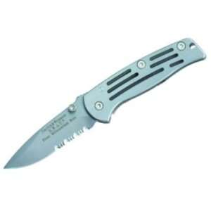  Smith & Wesson Knives 3300S Small Silver Part Serrated 