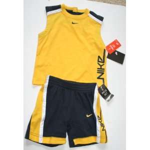 Nike Vertical Sleeveless Top & Shorts Outfit Sizes 12 