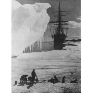  Antarctic Expedition of Robert Scott on Ice with Ship 