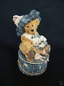 BOYDS BEARS Figurine Trinket Box VICTORIAthe Lady  