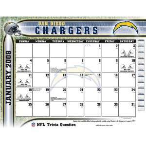  San Diego Chargers NFL 22 x 17 Desk Calendar: Sports 