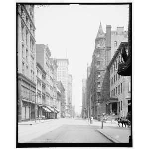    Fourth St.,east from Race St.,Cincinnati,Ohio