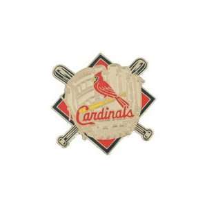   Pin   St Louis Cardinals Glove Pin by Peter David: Sports & Outdoors