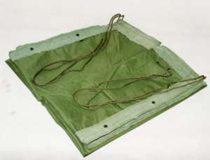 VIETNAM WAR CHINESE ARMY PUP TENT  3717  