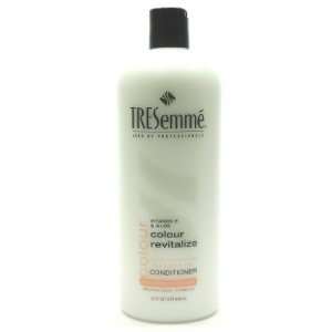 Tresemme Conditioner Vitamin E & Aloe Color Revitalize 32 oz. (Pack of 