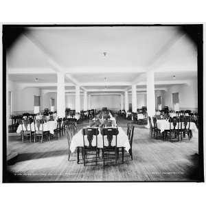    Dining room,New Arlington Hotel,Petoskey,Mich.