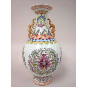  Beautiful Famille Rose Porcelain Vase