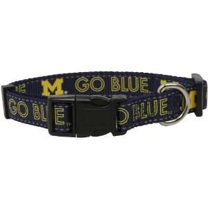  Wolverines Navy Blue Large Reflective Dog Collar: Sports & Outdoors
