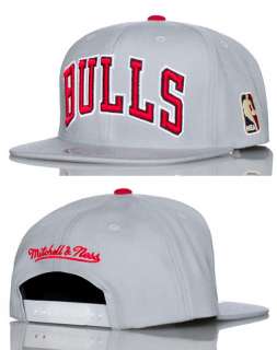 MITCHELL AND NESS CHICAGO BULLS NBA SNAPBACK CAP  
