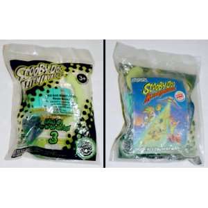  BURGER KING   SCOOBY DOO AND THE ALIEN INVADERS (Glow in 