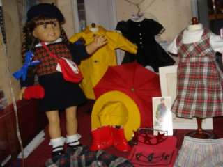   LOT MOLLY AMERICAN GIRL DOLL OUTFITS SHOES ACCESSORIES BOOK  