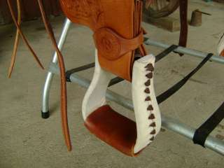 WIDE TREE 17 WESTERN ROPING ROPER RANCH SADDLE by ROGUE SADDLERY 