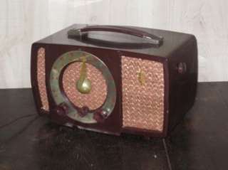   Mid Century Modern Art Deco Zenith Bakelite AM/FM Tube Radio Electric