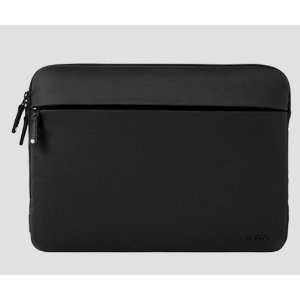  Incase   Coated Canvas Sleeve For Mac in Black Everything 