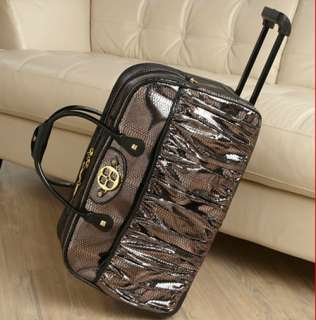 IMAN Passport 2 Chic Luggage Duffle RollerBlack Weekender Bag FREE 